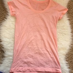 Lululemon short sleeve top